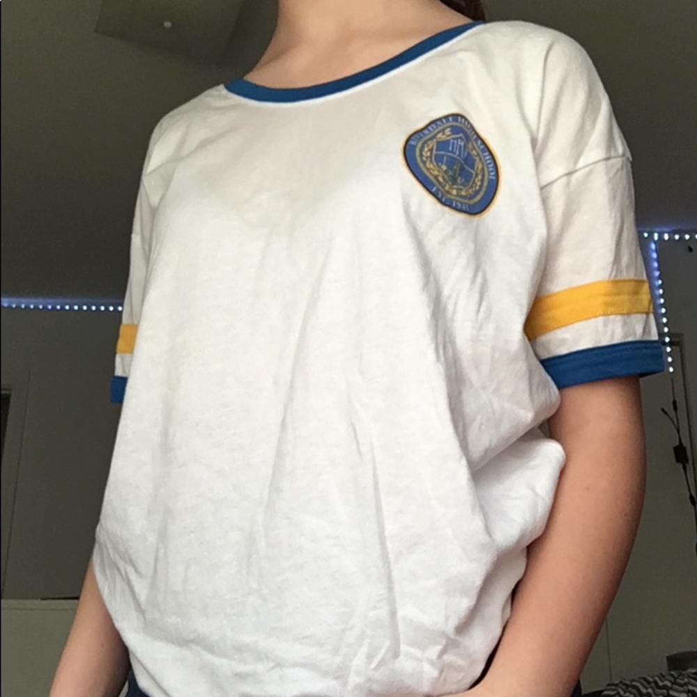 RIVERDALE BULLDOG SHIRT💙💛